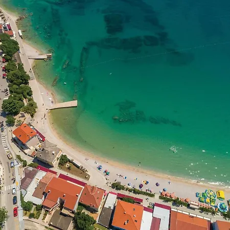 1 Bedroom Front In Apartment Baška