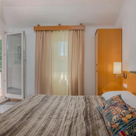 Apartmán 1 Bedroom Awesome In Baška