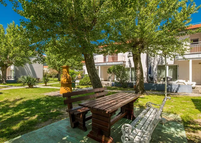 1 Bedroom Awesome In Lägenhet *