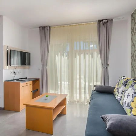 1 Bedroom Front In Apartamento
